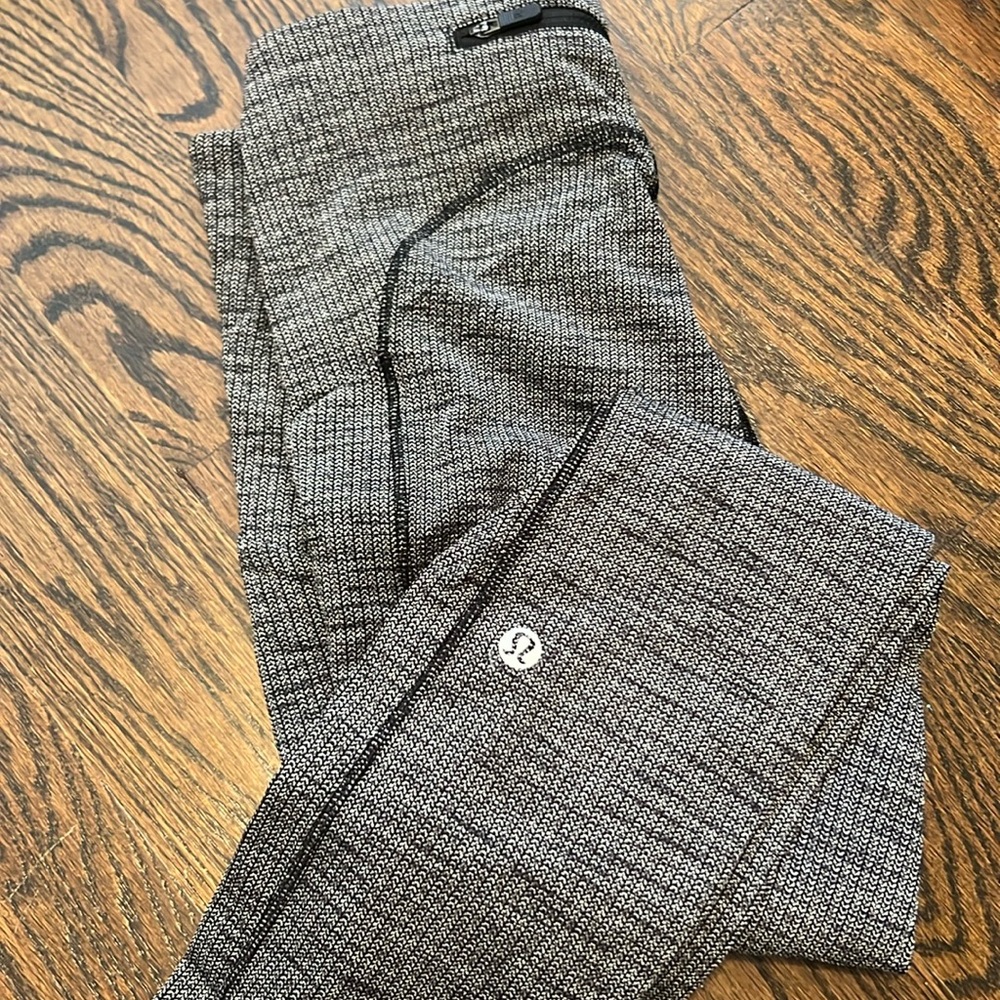 Size 4 Midrise Lululemon Leggings